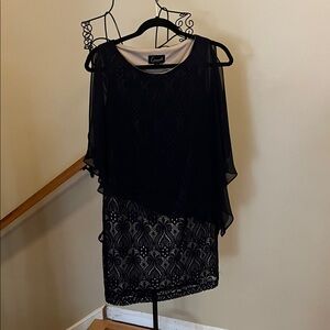 Connected Apparel Elegant Navy and Cream Dress